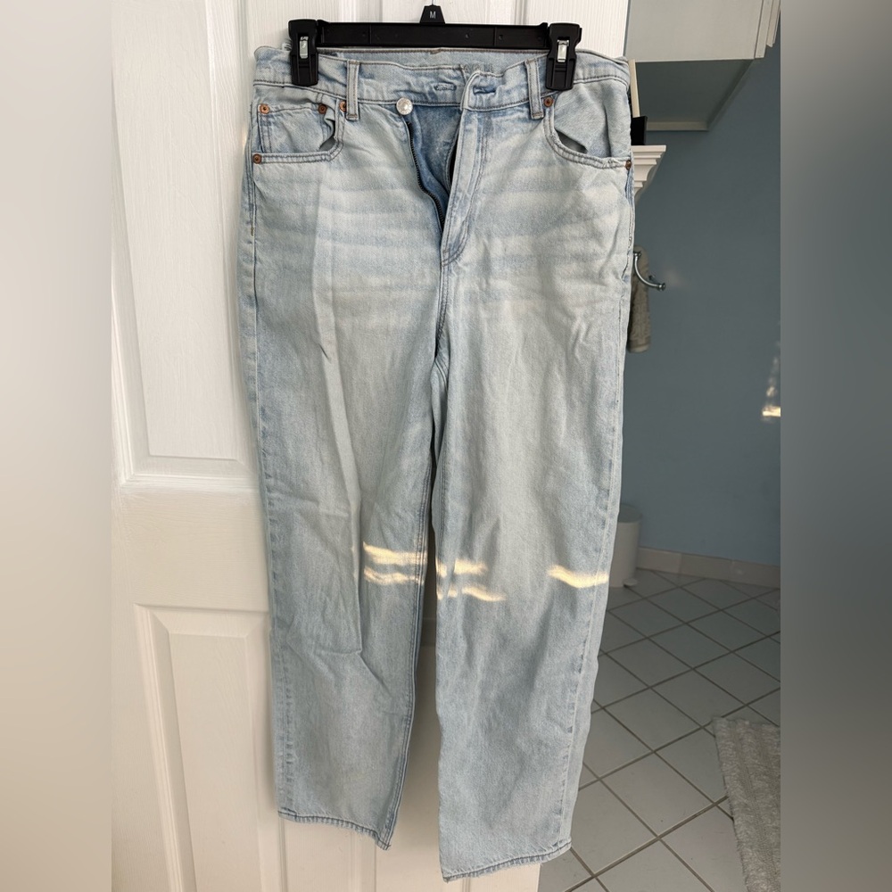 American Eagle Outfitters Light Wash Highest Rise Baggy Straight Jeans